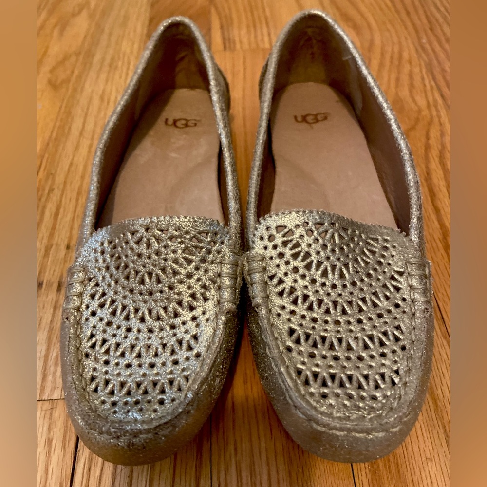 UGG Women's Clair Loafer Metallic Gold Leather Size 6